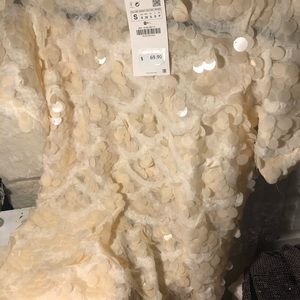 Small Size dress ZARA ivory. Sequin elegant style